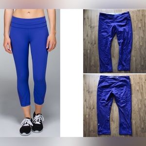NWOT Lululemon Run: Inspire Crop II
Deep Purple